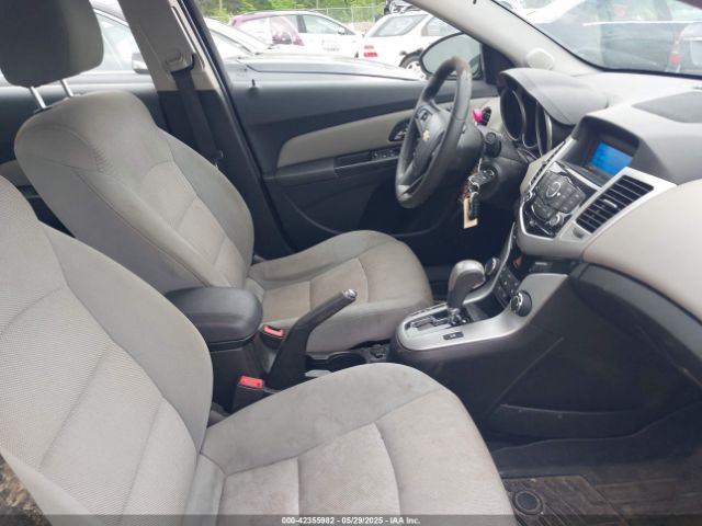 1G1PC5SB0F7299905 Chevrolet Cruze 1lt Auto