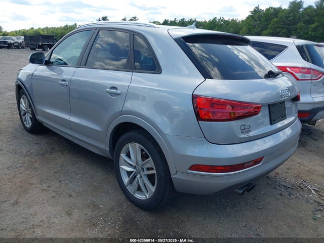 2018 AUDI Q3 WA1ECCFS0JR022112 Photo 2