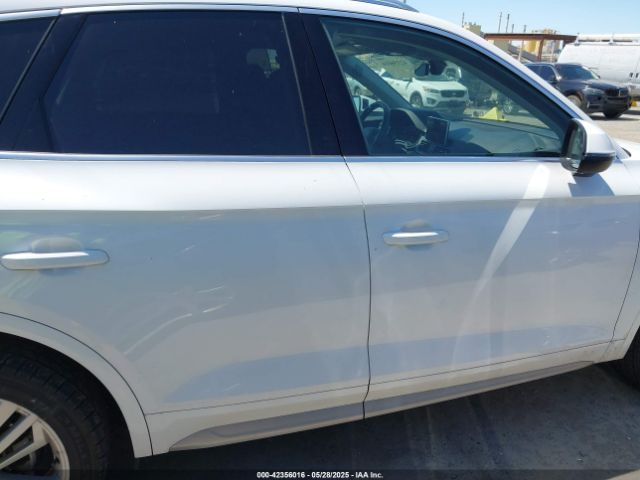 WA1CNAFYXJ2228184 Audi Q5 2.0t Premium