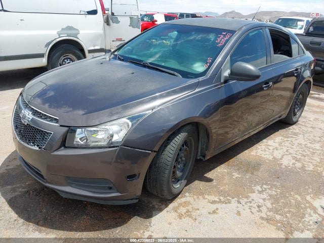 1G1PA5SHXE7169770 Chevrolet Cruze Ls Auto