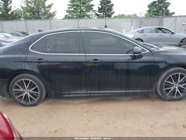 4T1T11AK9PU772446 Toyota CAMRY SE