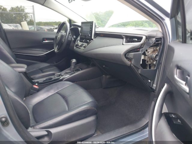 JTDFPRAE5LJ017914 Toyota Corolla Xle