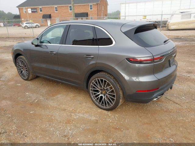 2019 PORSCHE CAYENNE WP1AB2AYXKDA61171 Photo 2