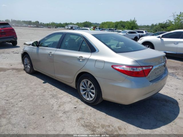 2015 TOYOTA CAMRY 4T4BF1FK5FR465267 Photo 2