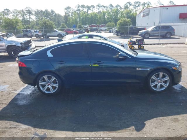 SAJAD4BV8HA974695 Jaguar Xe 35t Premium