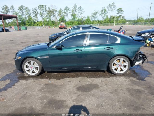 SAJAD4BV8HA974695 Jaguar Xe 35t Premium