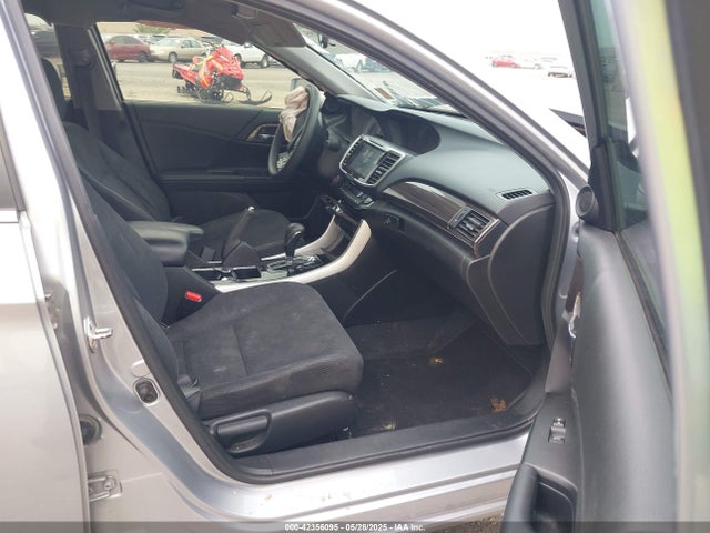 1HGCR2F05GA007005 Honda k24w1