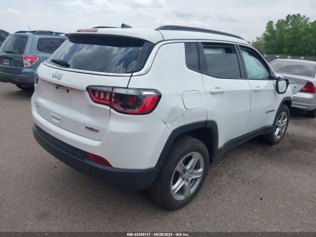 3C4NJDBNXRT603959 Jeep Compass Latitude 4x4