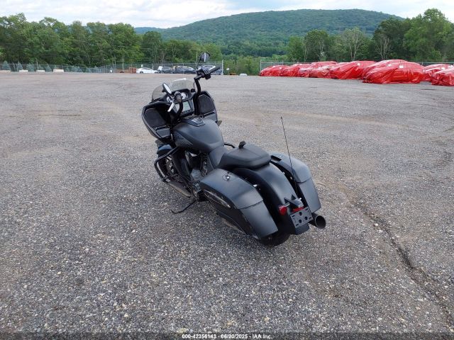 2021 INDIAN MOTORCYCLE CO. CHALLENGER 56KLCDRR6M3403153 Photo 2