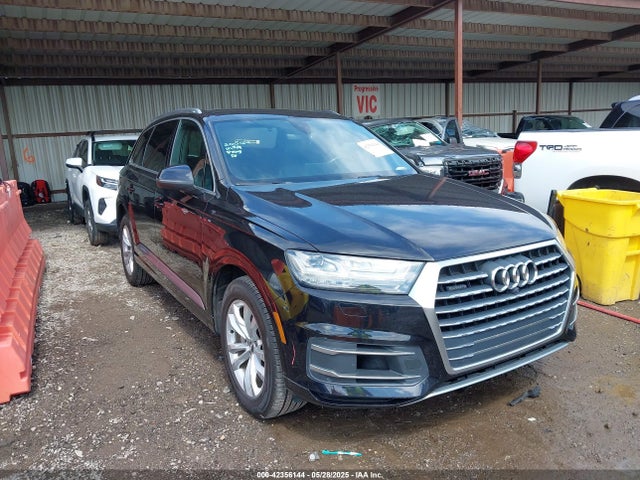 2017 Audi Q7 3.0t Premium მანქანა იყიდება აუქციონზე, vin: WA1LAAF78HD009855, აუქციონის ნომერი: 42356144