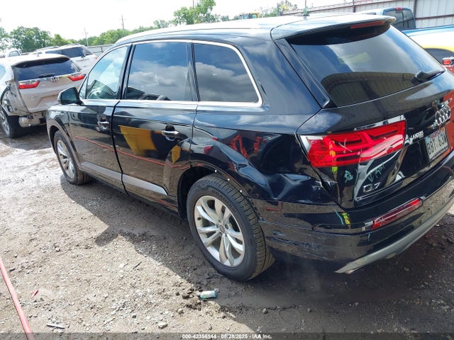 2017 AUDI Q7 WA1LAAF78HD009855 Photo 2