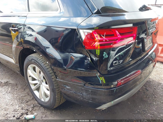 2017 AUDI Q7 WA1LAAF78HD009855 Photo 5