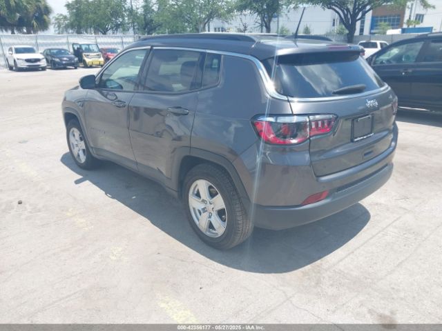 3C4NJCBB4NT137245 Jeep Compass Latitude Fwd