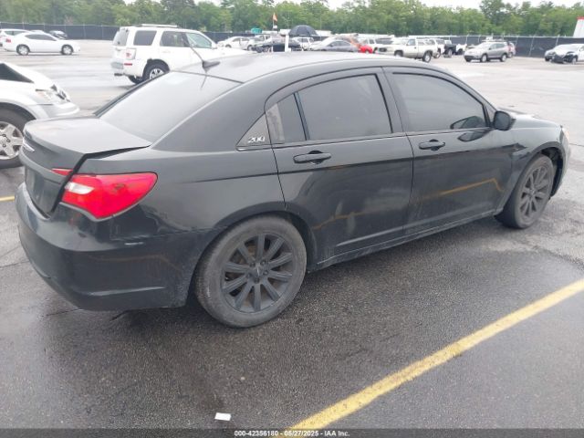 2014 CHRYSLER 200 1C3CCBBBXEN137475 Photo 3