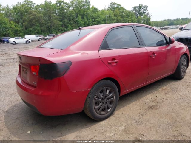 2013 KIA FORTE KNAFU4A25D5647487 Photo 3