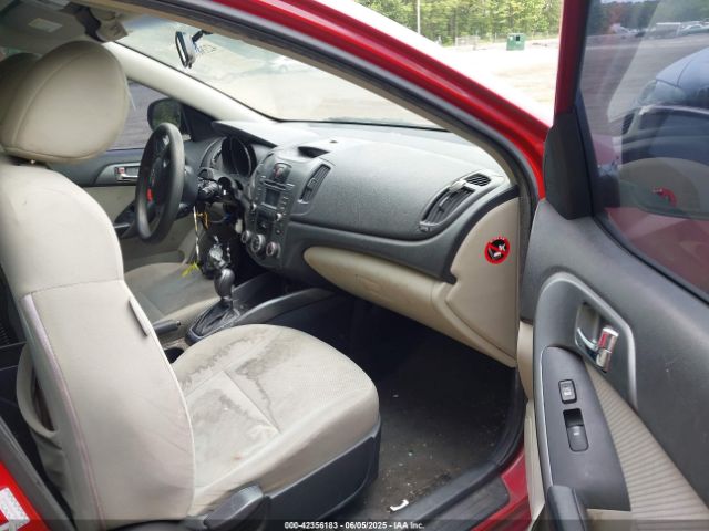 2013 KIA FORTE KNAFU4A25D5647487 Photo 4