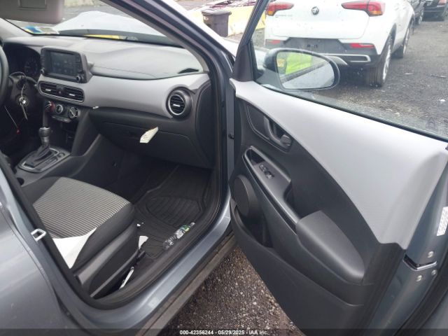 2018 HYUNDAI KONA KM8K1CAA2JU179209 Photo 4