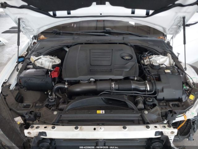 2018 JAGUAR XE SAJAD4FX2JCP23080 Photo 9