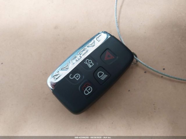 2018 JAGUAR XE SAJAD4FX2JCP23080 Photo 10