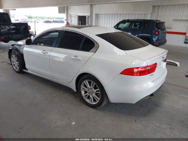 2018 JAGUAR XE SAJAD4FX2JCP23080 Photo 2