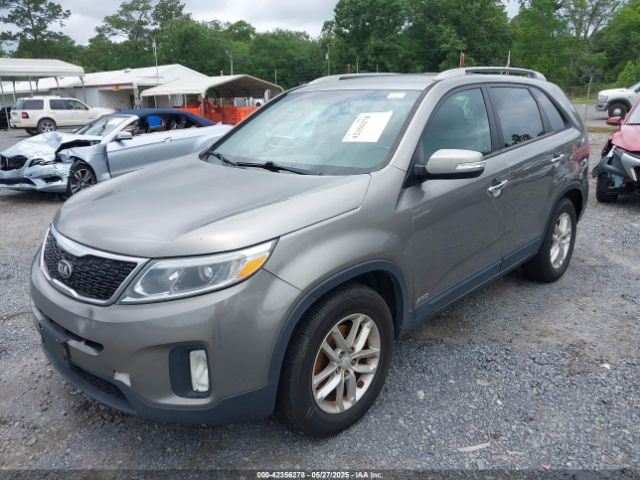 5XYKTCA67FG603017 KIA SORENTO LX
