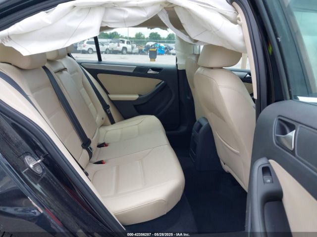 3VWDB7AJ2HM206485 Volkswagen 1.4 tsi