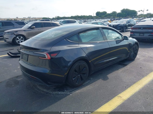 2024 TESLA MODEL 3 5YJ3E1EA0RF748073 Photo 3
