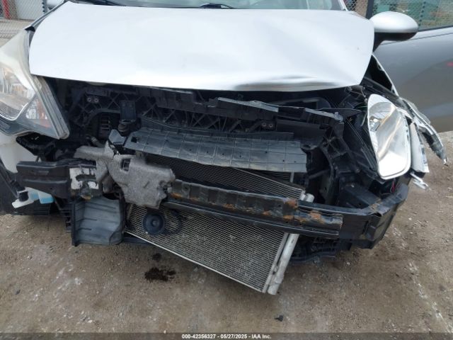 KNADM4A31G6695258 KIA RIO LX