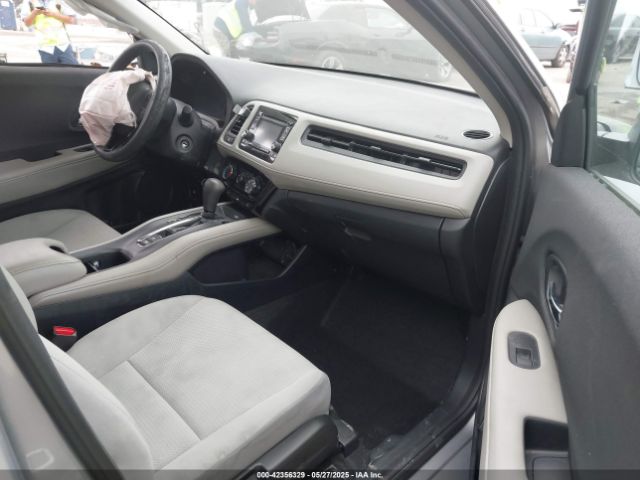 2021 HONDA HR-V 3CZRU5H3XMM704176 Photo 4