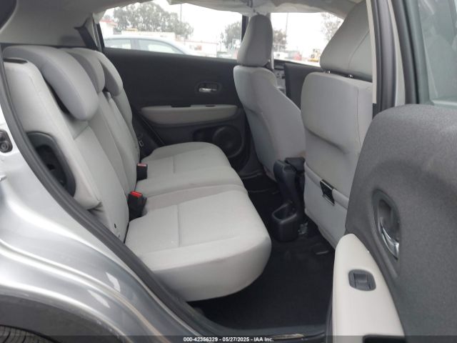 2021 HONDA HR-V 3CZRU5H3XMM704176 Photo 7