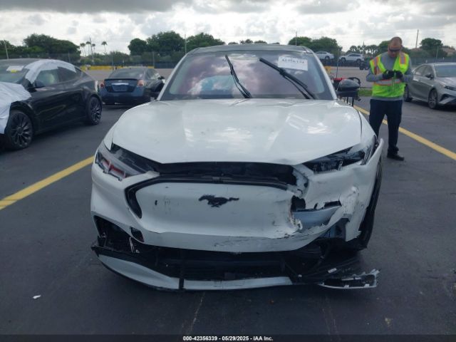 2022 FORD MUSTANG MACH-E 3FMTK3SU3NMA15441 Photo 5