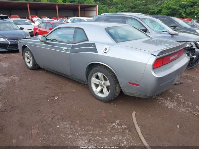 2013 DODGE CHALLENGER 2C3CDYAG4DH596358 Photo 2