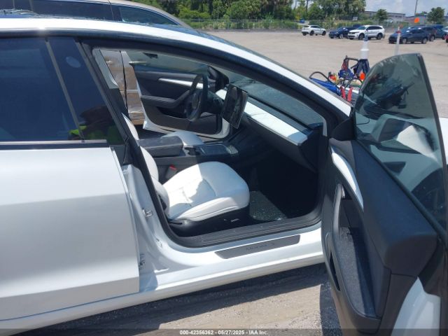 2022 TESLA MODEL 3 5YJ3E1EA7NF253475 Photo 4