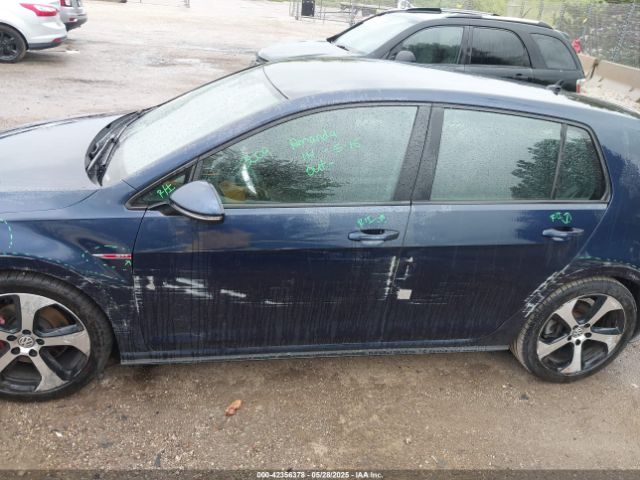 3VW547AU8JM290617 Volkswagen Golf GTI