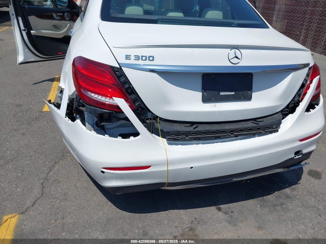 WDDZF4JB5HA088486 Mercedes-Benz E 300
