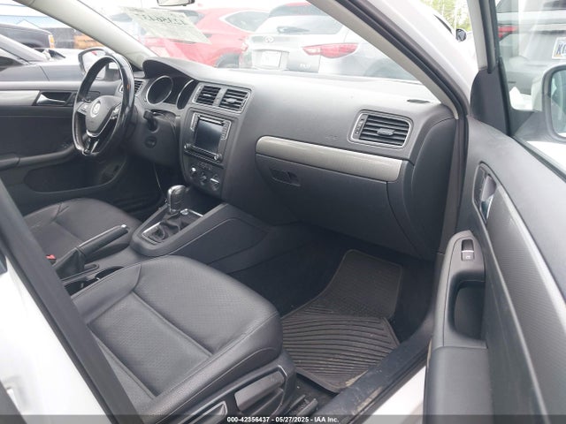 3VWD67AJ0GM394894 Volkswagen Jetta 1.4t Se