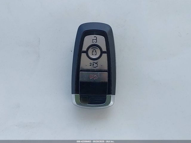 3FA6P0HDXHR242034 Ford FUSION SE