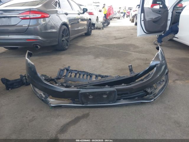 3FA6P0HDXHR242034 Ford FUSION SE