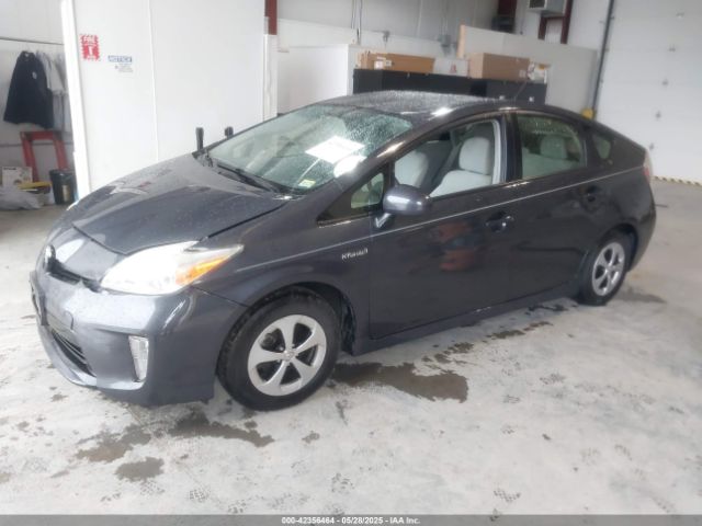 JTDKN3DU0E1742795 Toyota Prius Two