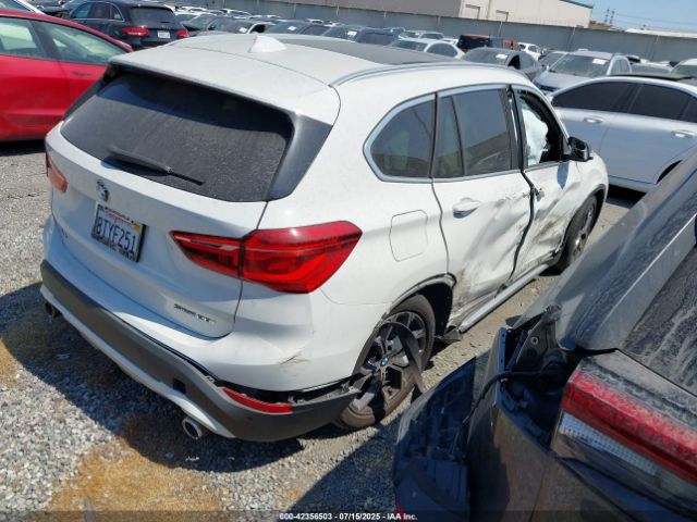 2021 BMW X1 WBXJG7C04M5S34691 Photo 3