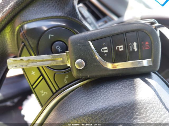 2019 TOYOTA CAMRY 4T1B11HK3KU781024 Photo 10