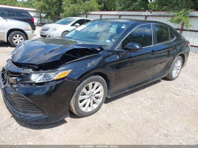 2019 TOYOTA CAMRY 4T1B11HK3KU781024 Photo 1