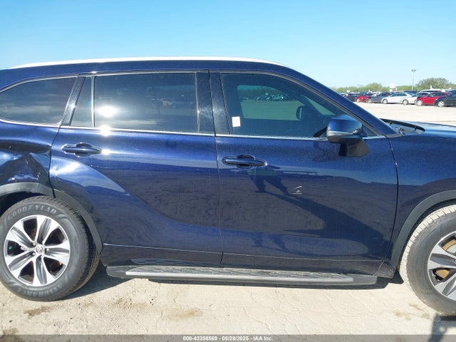 5TDGZRAH2NS111022 Toyota 2gr-fks