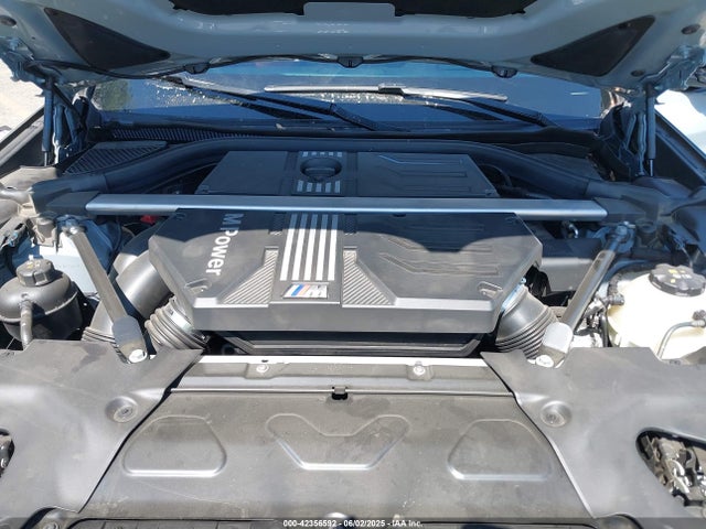 BMW 2023 2023 5YM13EC01P9T06240 Image 10