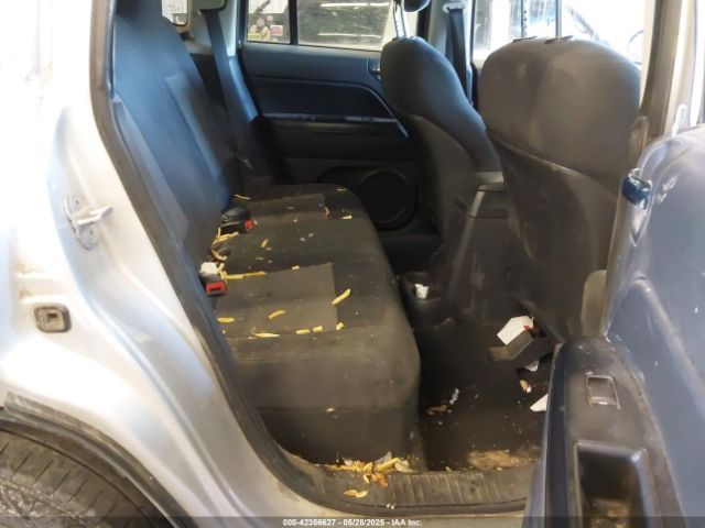 2011 JEEP COMPASS 1J4NF1FBXBD210713 Photo 7
