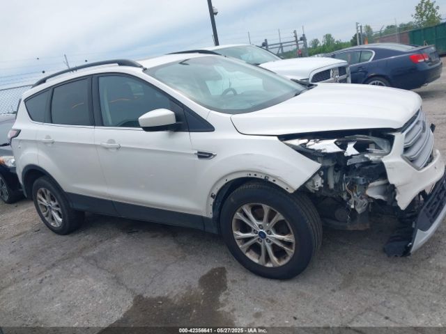 1FMCU9G99HUE31303 Ford ESCAPE SE