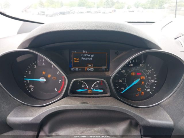 1FMCU9G99HUE31303 Ford ESCAPE SE