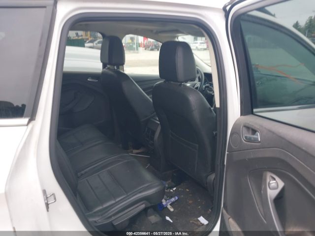 1FMCU9G99HUE31303 Ford ESCAPE SE