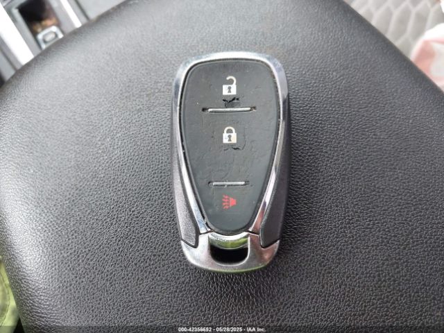 3GNAXHEV4KS559900 Chevrolet EQUINOX LS