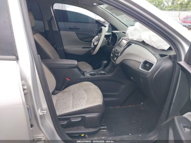 3GNAXHEV4KS559900 Chevrolet EQUINOX LS